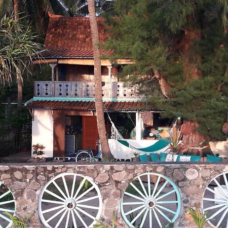 Kai'S Beach House Villa Gili Air Ngoại thất bức ảnh